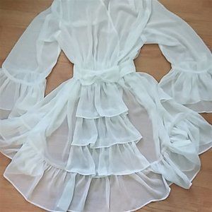 Betsey Johnson Lingerie White Robe Size Small